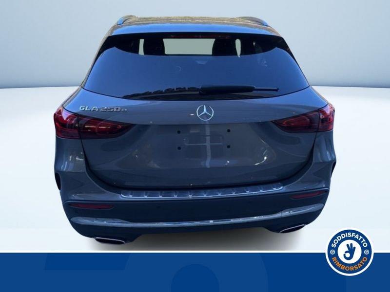 Mercedes-Benz GLA 250 E PLUG-IN HYBRID AUTOMATIC AMG line ADVANCED PLUS