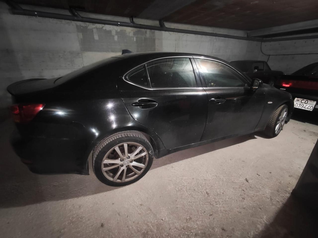 Lexus 220D 2.2 177CV