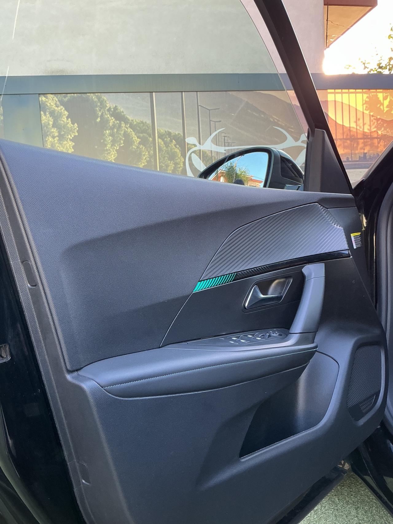 Peugeot 2008 ALLURE AUTOMATICA