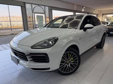 Porsche Cayenne 3.0 V6 E-Hybrid Platinum Edition IVA ESPOSTA