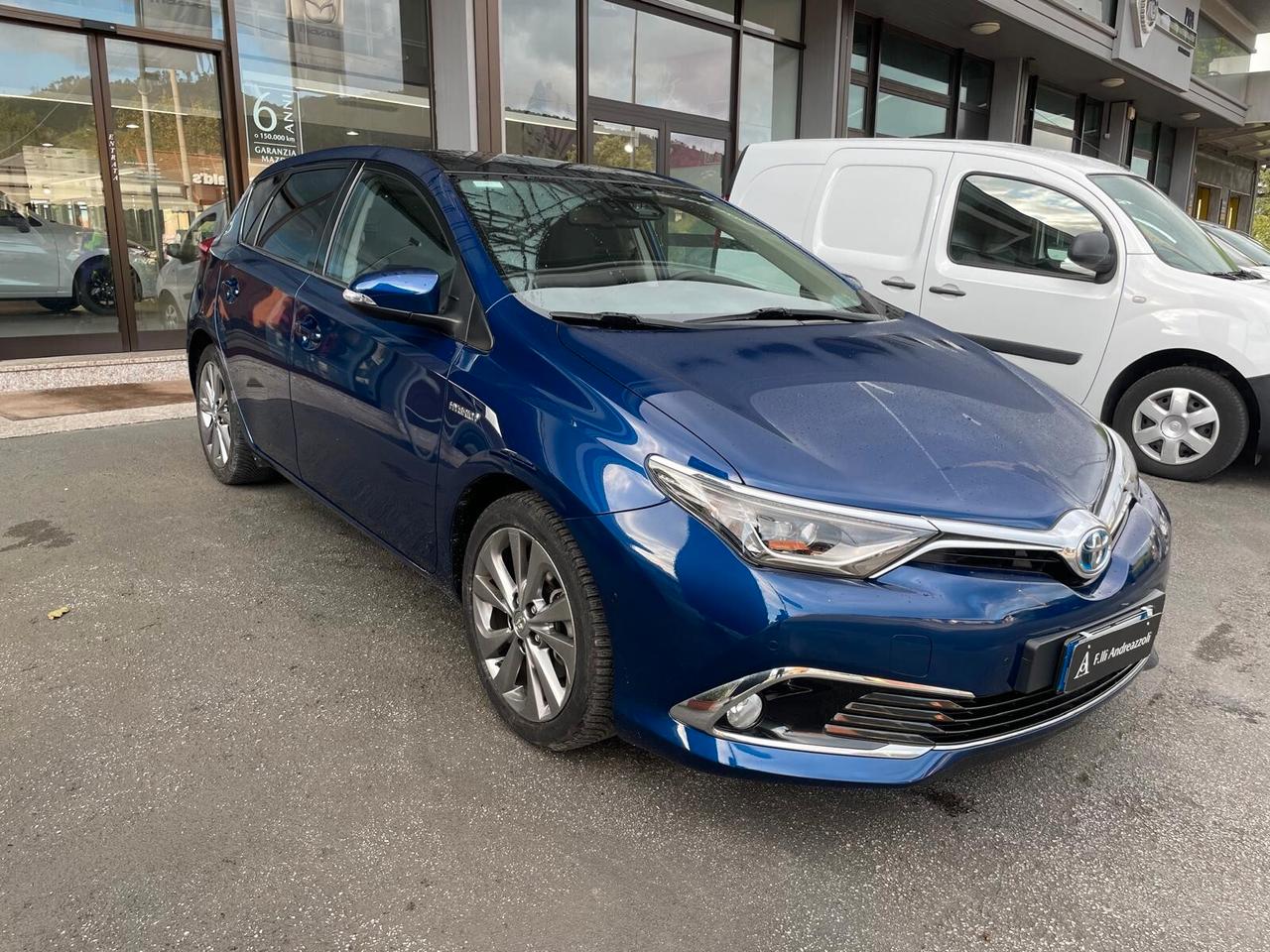 Toyota Auris 1.8 Hybrid Lounge