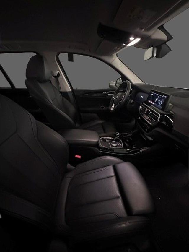 BMW X3 sDrive18d 48V