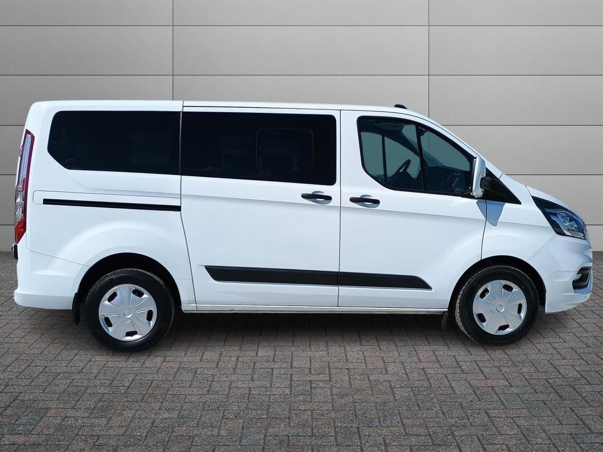 FORD Transit Custom 320 2018 - Transit Custom 320 2.0 tdci 108cv Trend combi L1H1 E6.2