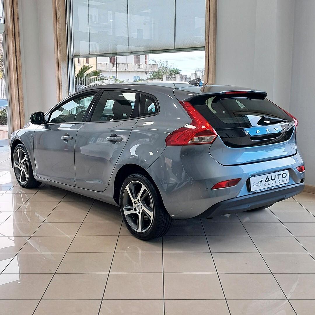 Volvo V40 T2 Business
