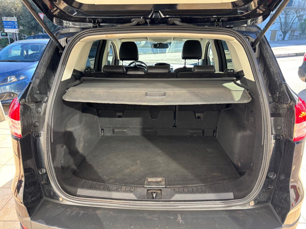 Ford Kuga 2.0 TDCI 150 CV S&S 4WD Powershift Business