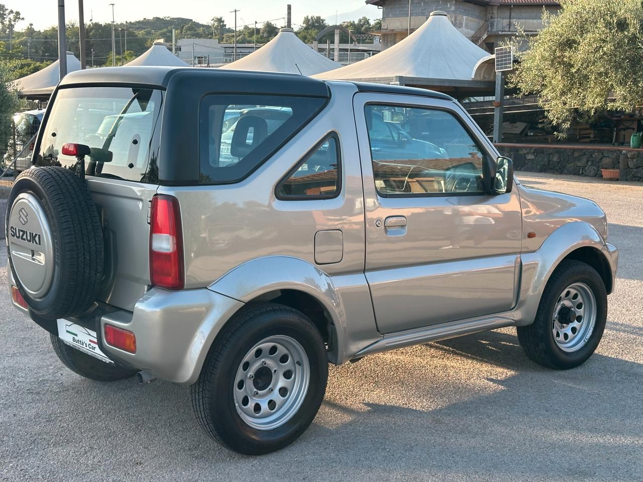 Suzuki Jimny 1.5 DDiS 4WD Cabrio – con Hard Top