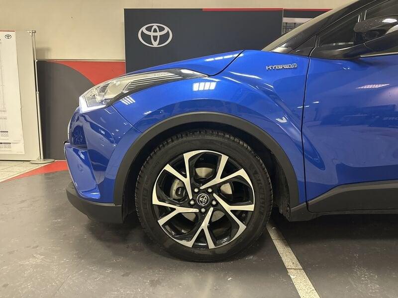 Toyota C-HR 1.8 Hybrid E-CVT Trend