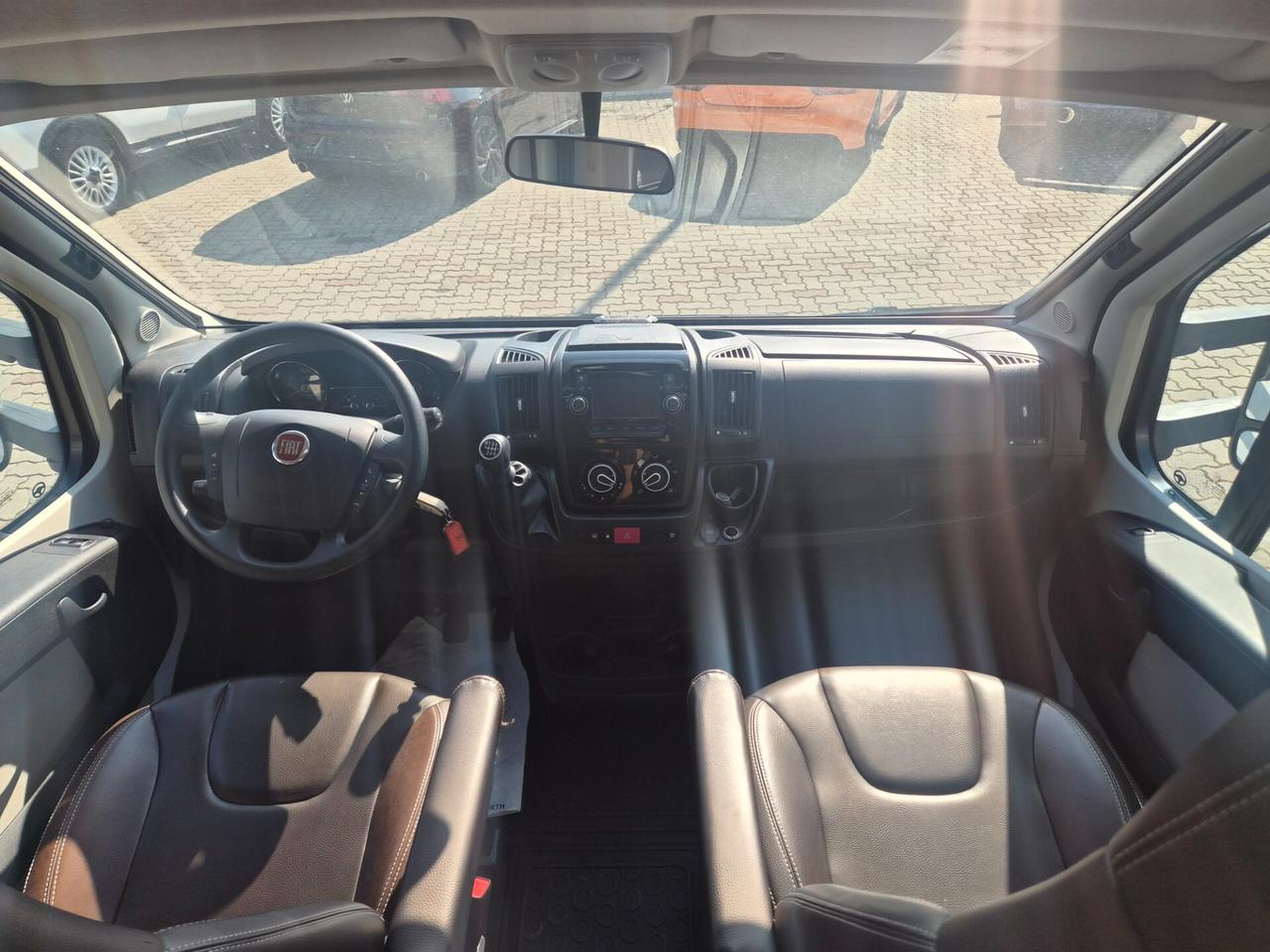 Fiat PROFESSIONAL DUCATO WEINSBERG CARASUITE CAMPER