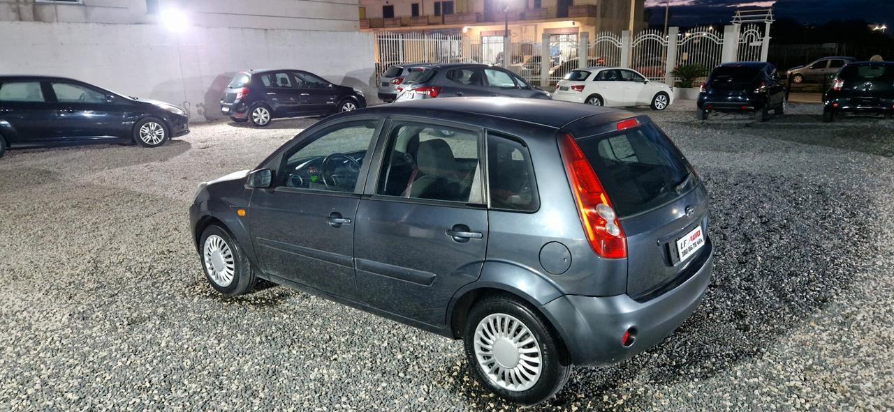 Ford Fiesta 1.2 16V 5p. Titanium 130000km 5p.