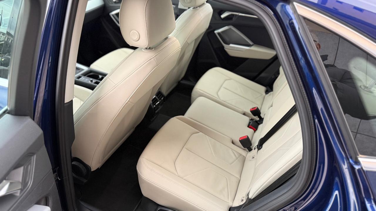 Audi Q3 35 TDI S tronic Business Advanced