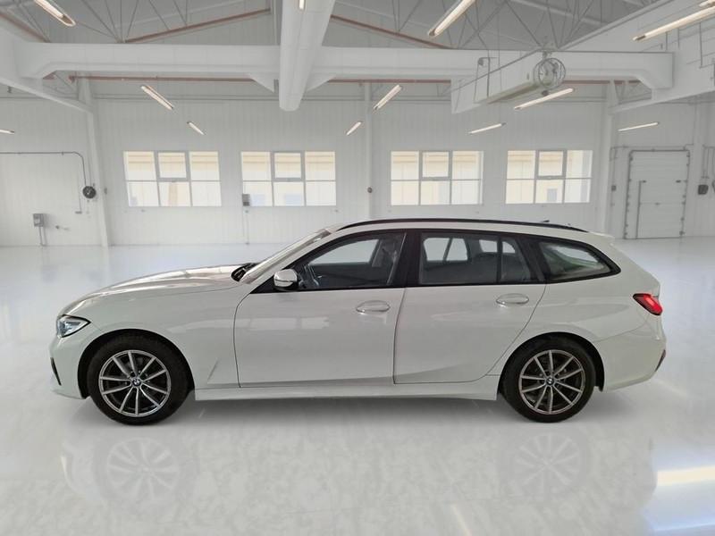 BMW 318 48V BUSINESS ADVANTAGE TOURING AUTO STATION WAGON