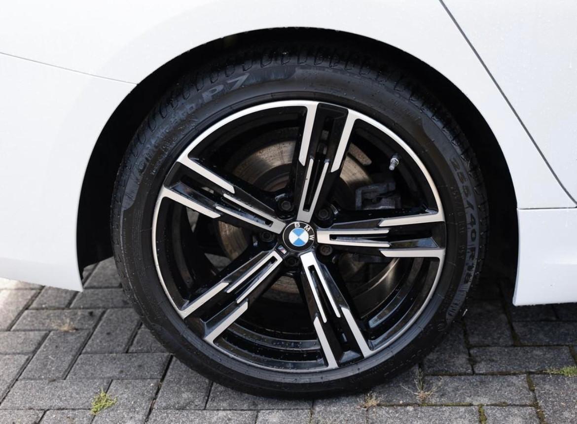 BMW 320 d Touring M-Sport