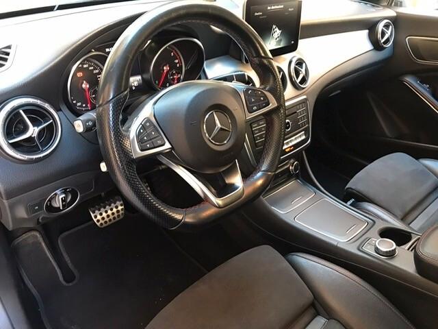 Mercedes-benz CLA 200 d 4Matic Automatic Premium