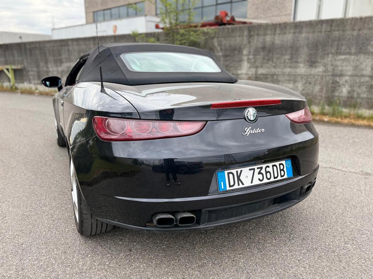 Alfa Romeo Spider 2.2 JTS