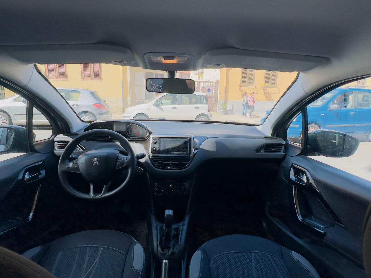 Peugeot 208 PureTech 82 5 porte Allure TUA DA 97€ ANTICIPO 0