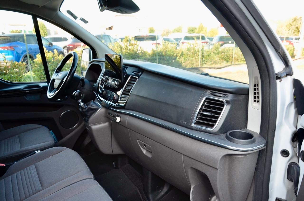 FORD TOURNEO CUSTOM 2.0 TDI 130cv 9 POSTI, VETTURA PRIVATA NO IVA, EURO 6D, PERMUTE