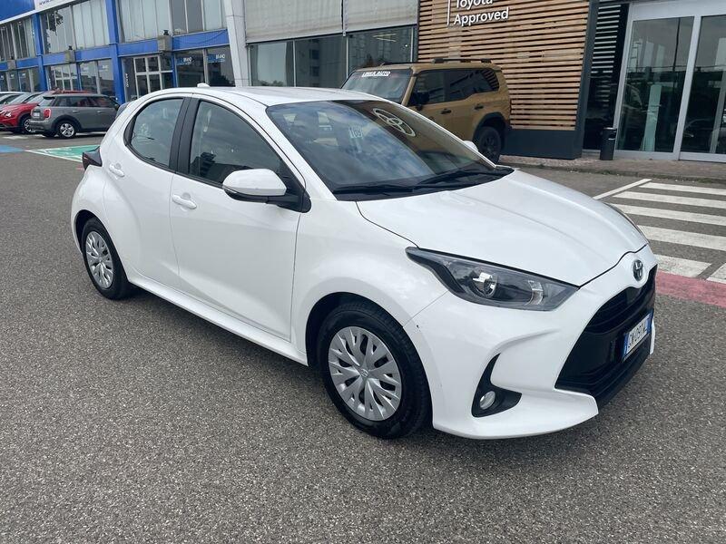 Toyota Yaris Yaris 1.5 Hybrid 5 porte Active IVA ESPOSTA COMPRESA , GARANZIA FINO AL 2033