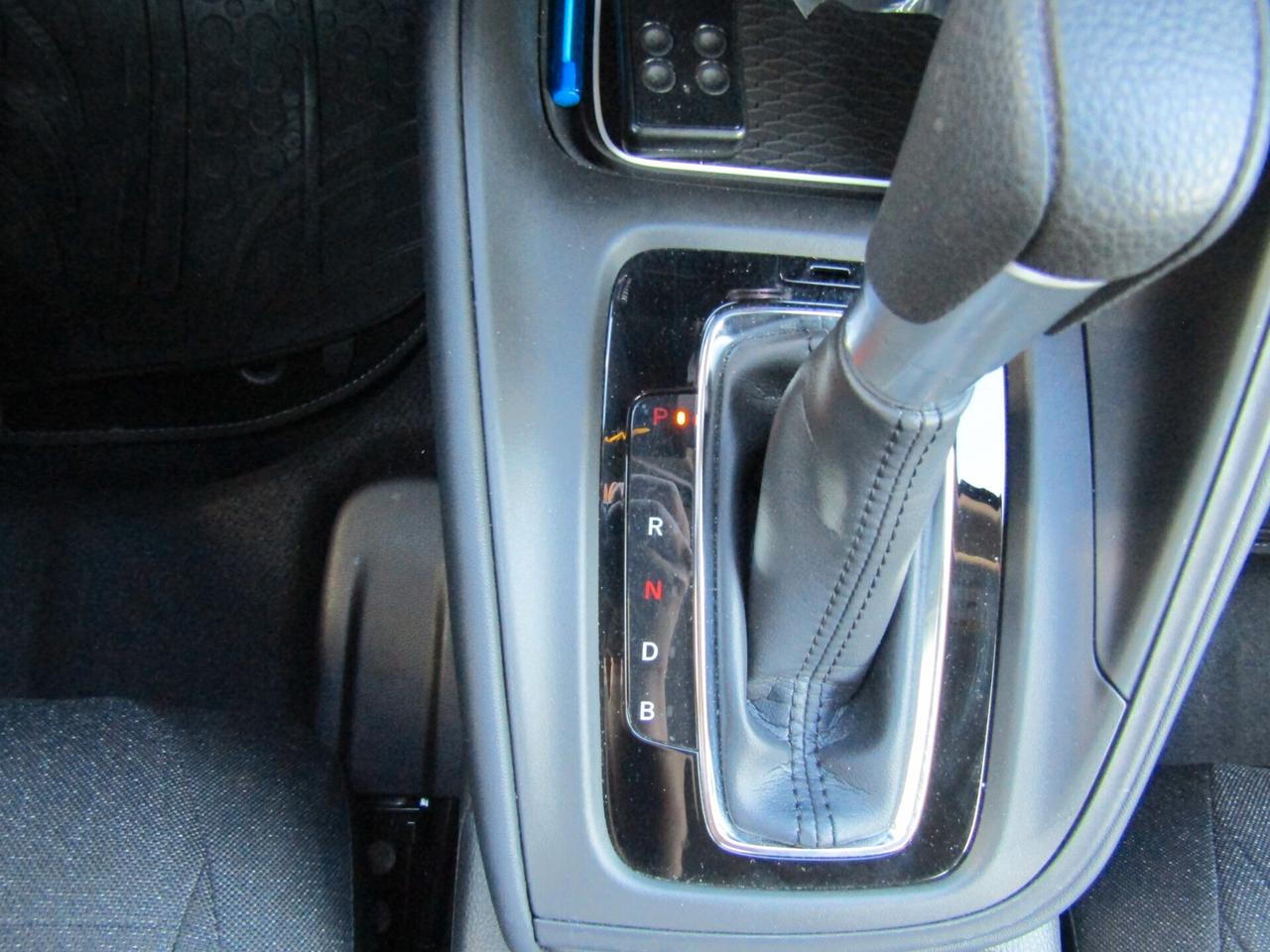 Honda HR-V 1.5 107CV "32.000 km" FULL Hybrid, Carplay, Telec.