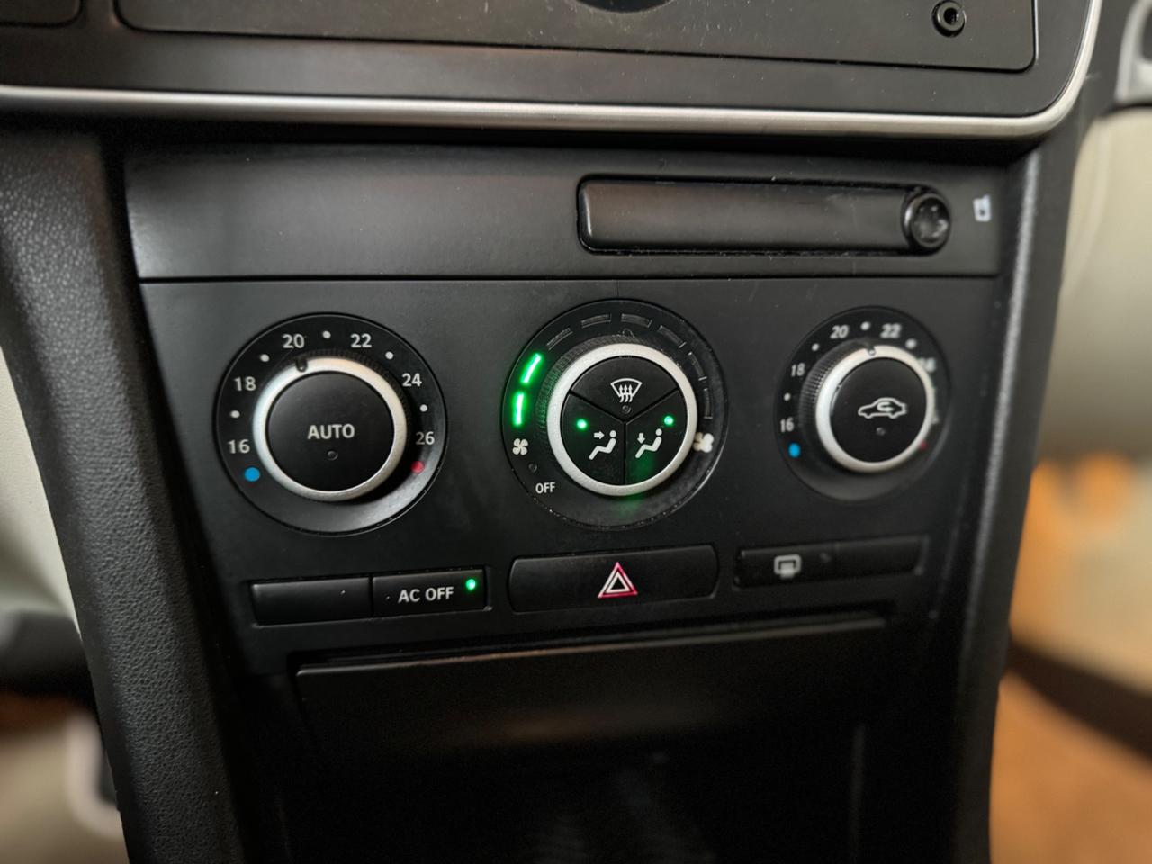 Saab 9-3 Cabriolet 1.9 TiD 16V DPF Vector Sentronic