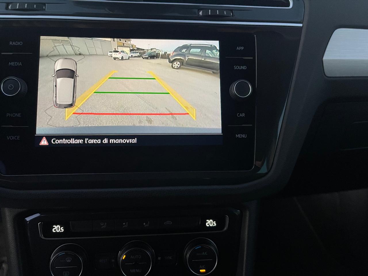 VOLKSWAGEN TIGUAN 2.0 TDI 150 DSG 4MOTION R-LINE