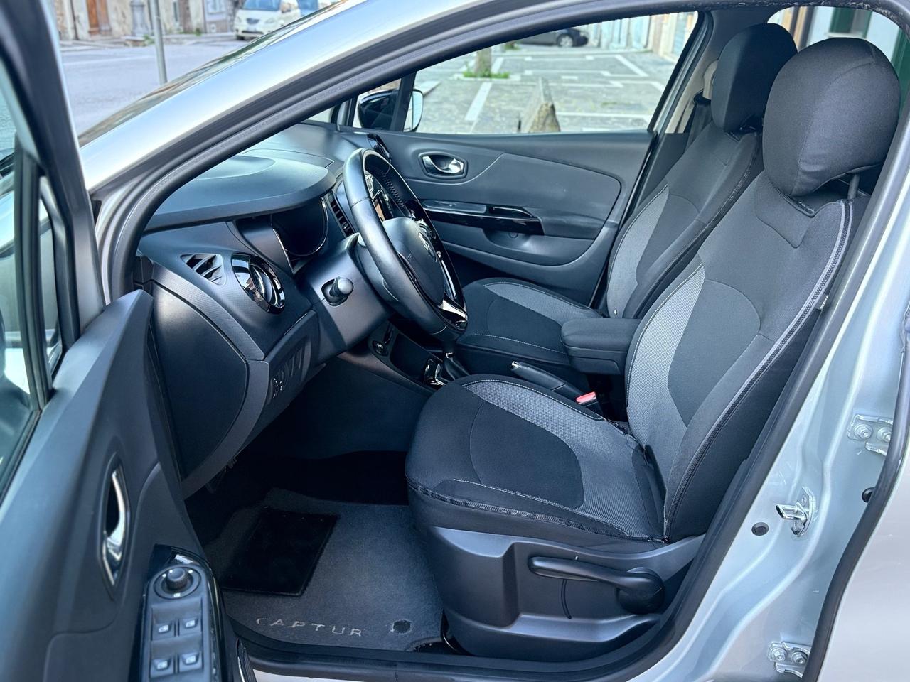 Renault Captur 1.5 dCi 90 CV EDC Energy R-Link LED