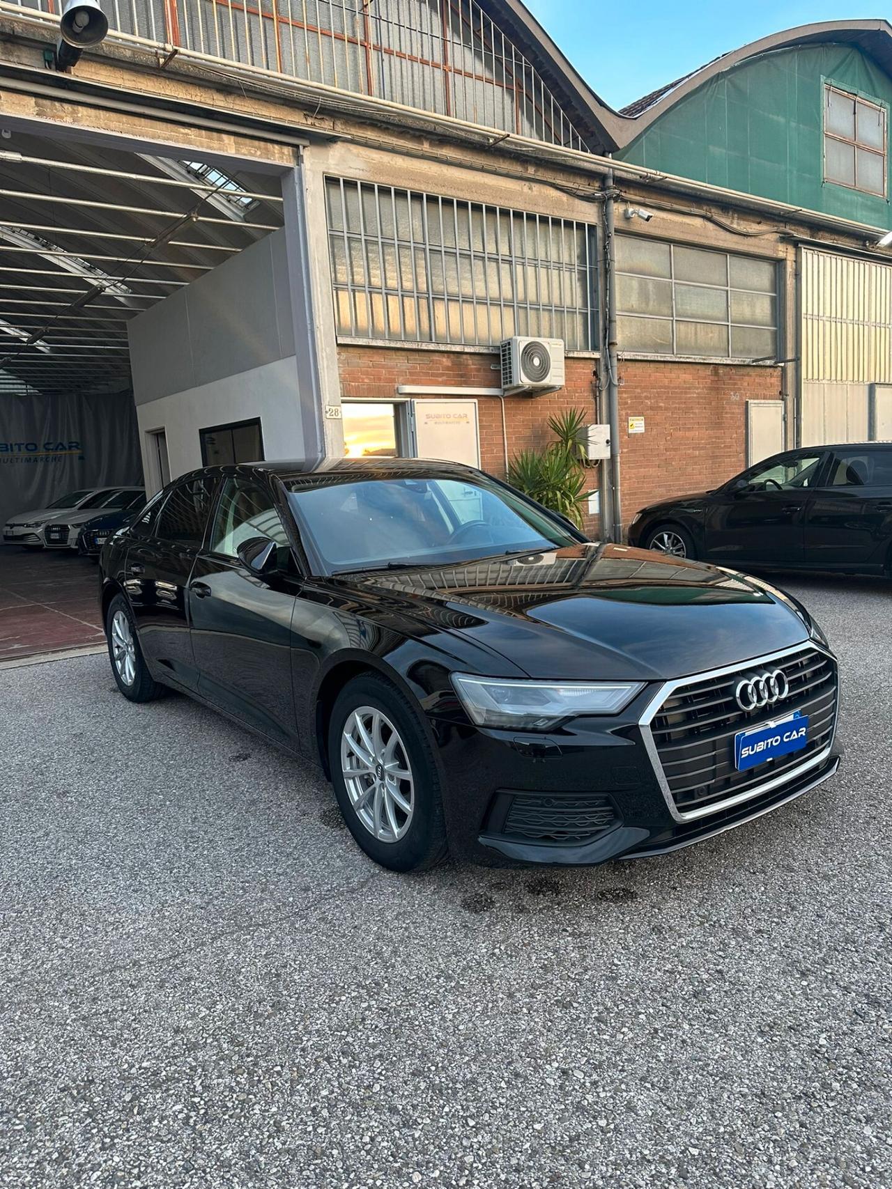 Audi A6 40 2.0 TDI quattro ultra S tronic Business Sport