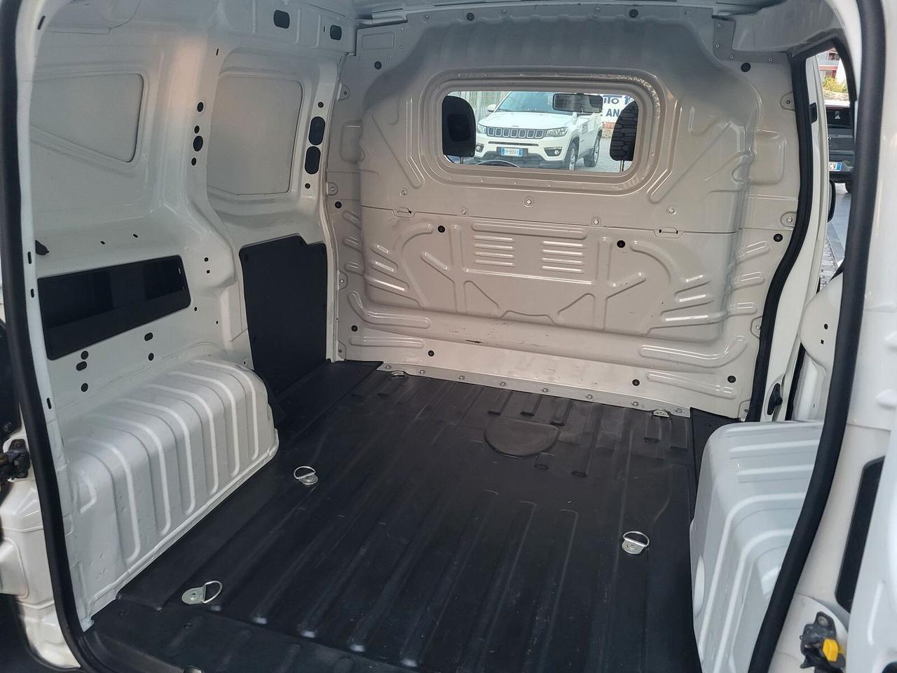 Fiat Fiorino 1.3 MJT MULTIJET EURO 6 - AUTOCARRO *** BARRA EMERGENZA LUMINOSA LED***