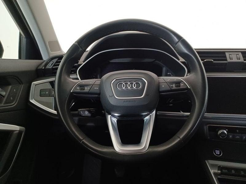 Audi Q3 2019 Sportback Benzina Sportback 35 1.5 tfsi Business Plus