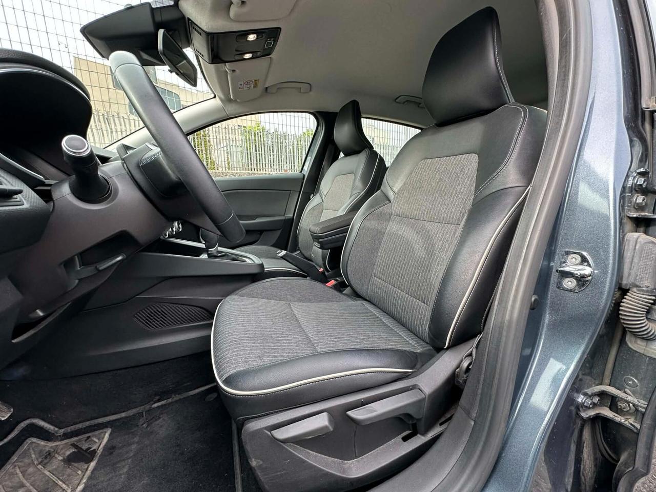 Renault Clio Full Hybrid E-Tech 140 CV 5 porte Intens