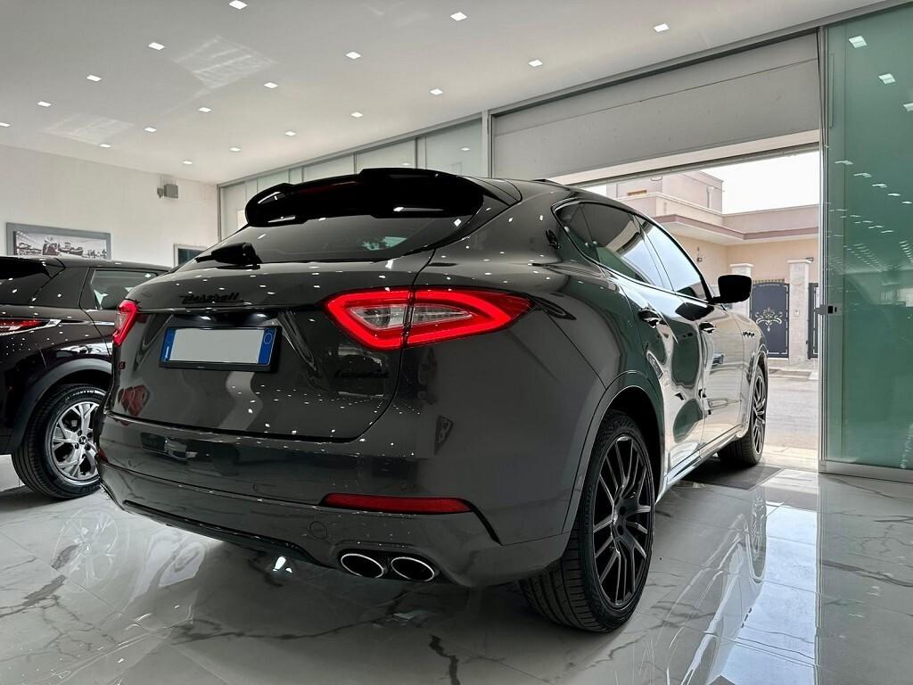 Maserati Levante Levante 3.0 V6 275cv Gransport Q4