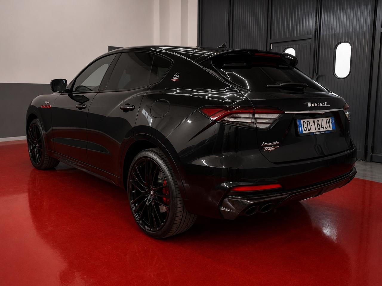 Maserati Levante V8 580 CV AWD Trofeo
