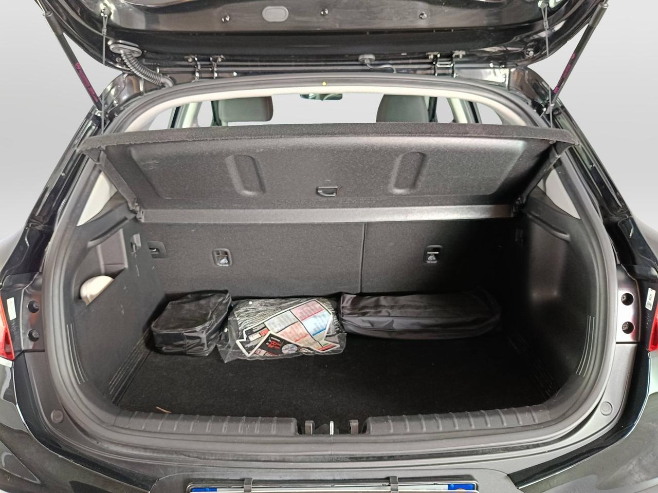 KIA Stonic - Stonic 1.2 dpi Urban Techno&Design Pack 84cv