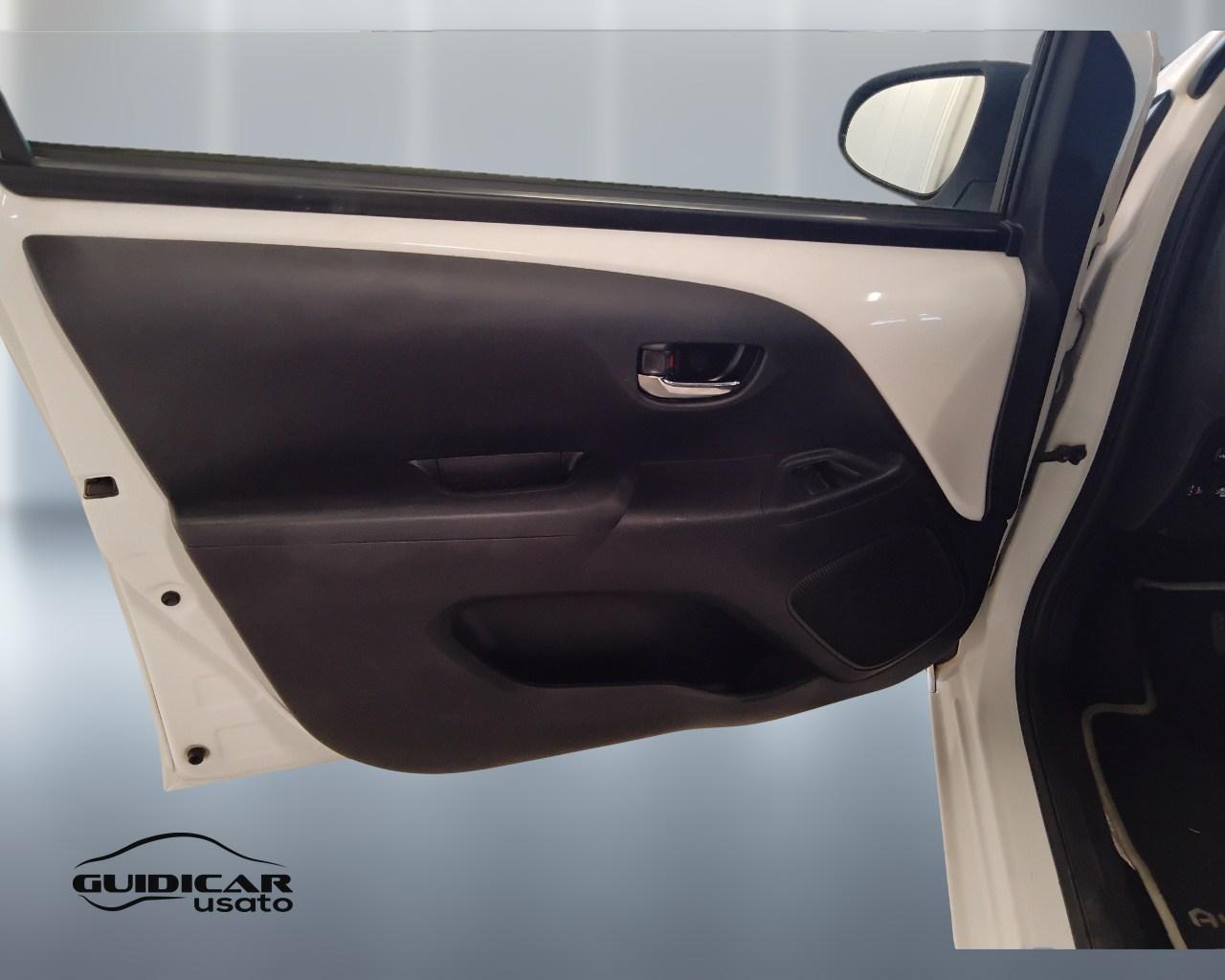 TOYOTA Aygo II 2014 - Aygo 5p 1.0 x-wave my15