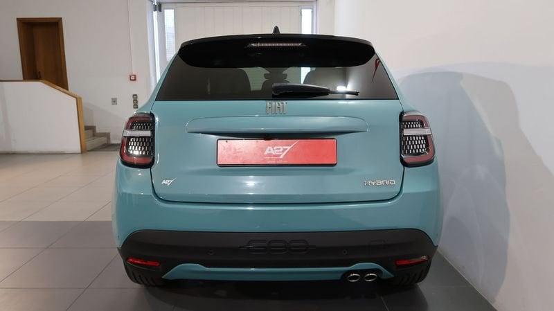 FIAT 600 600 1.2 hybrid La Prima II 145cv auto