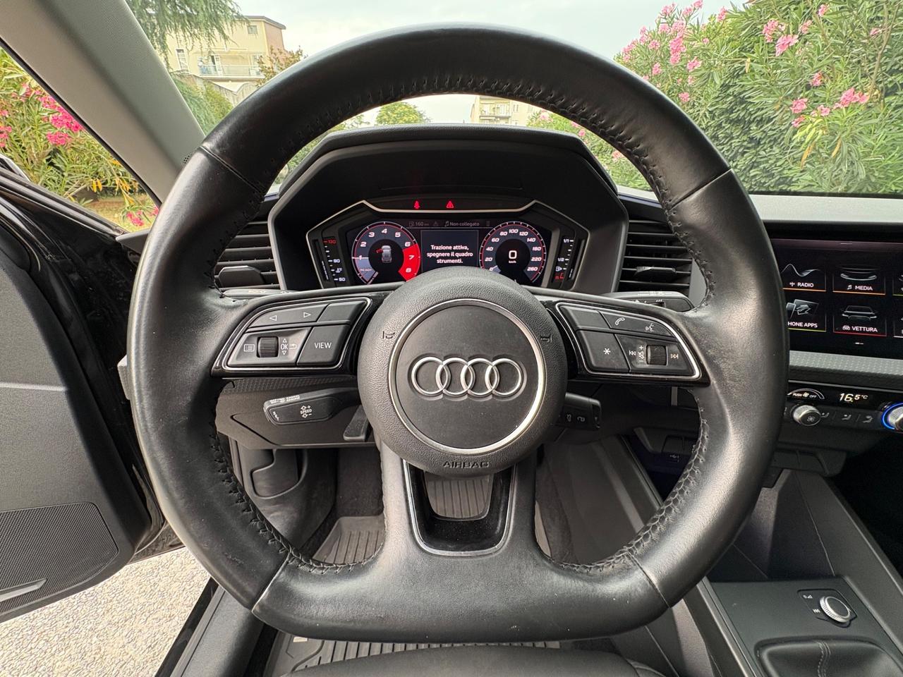 A1 Sportback 25 1.0 tfsi Advanced