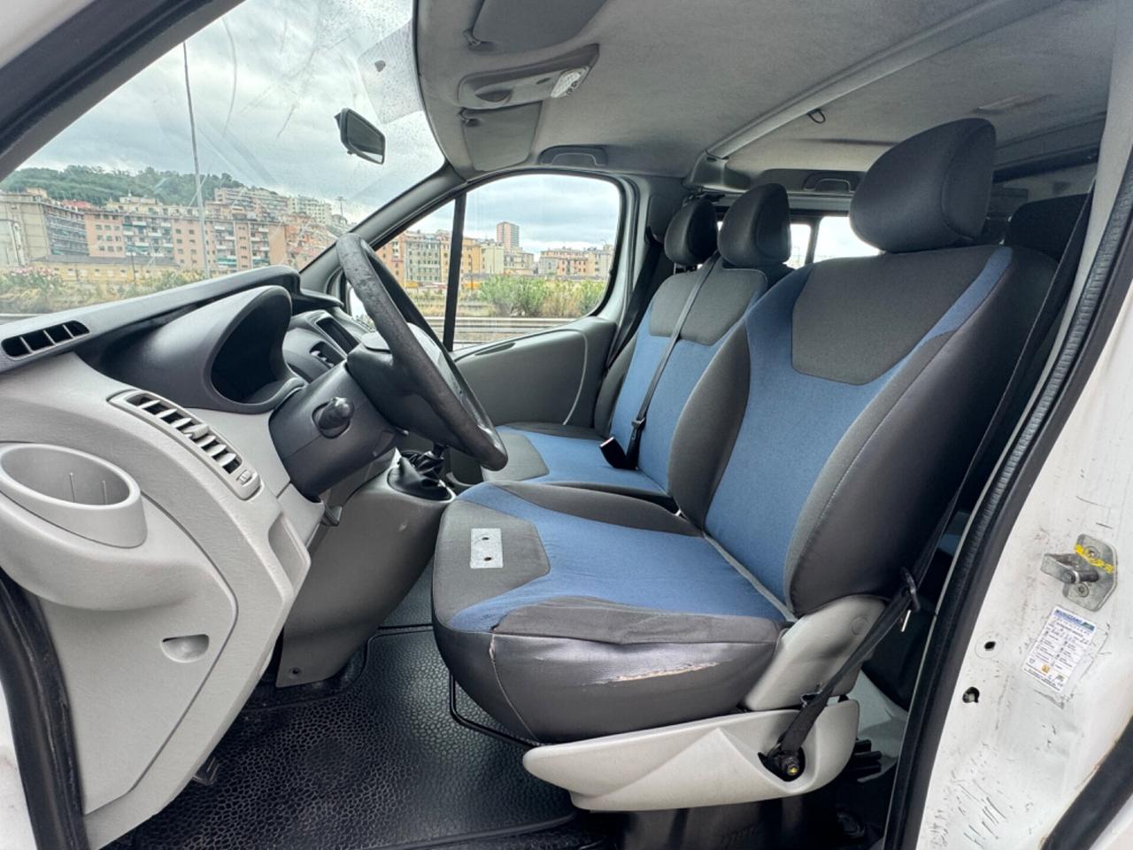 Renault Trafic 2.0 dCi 115CV 6POSTI 2012