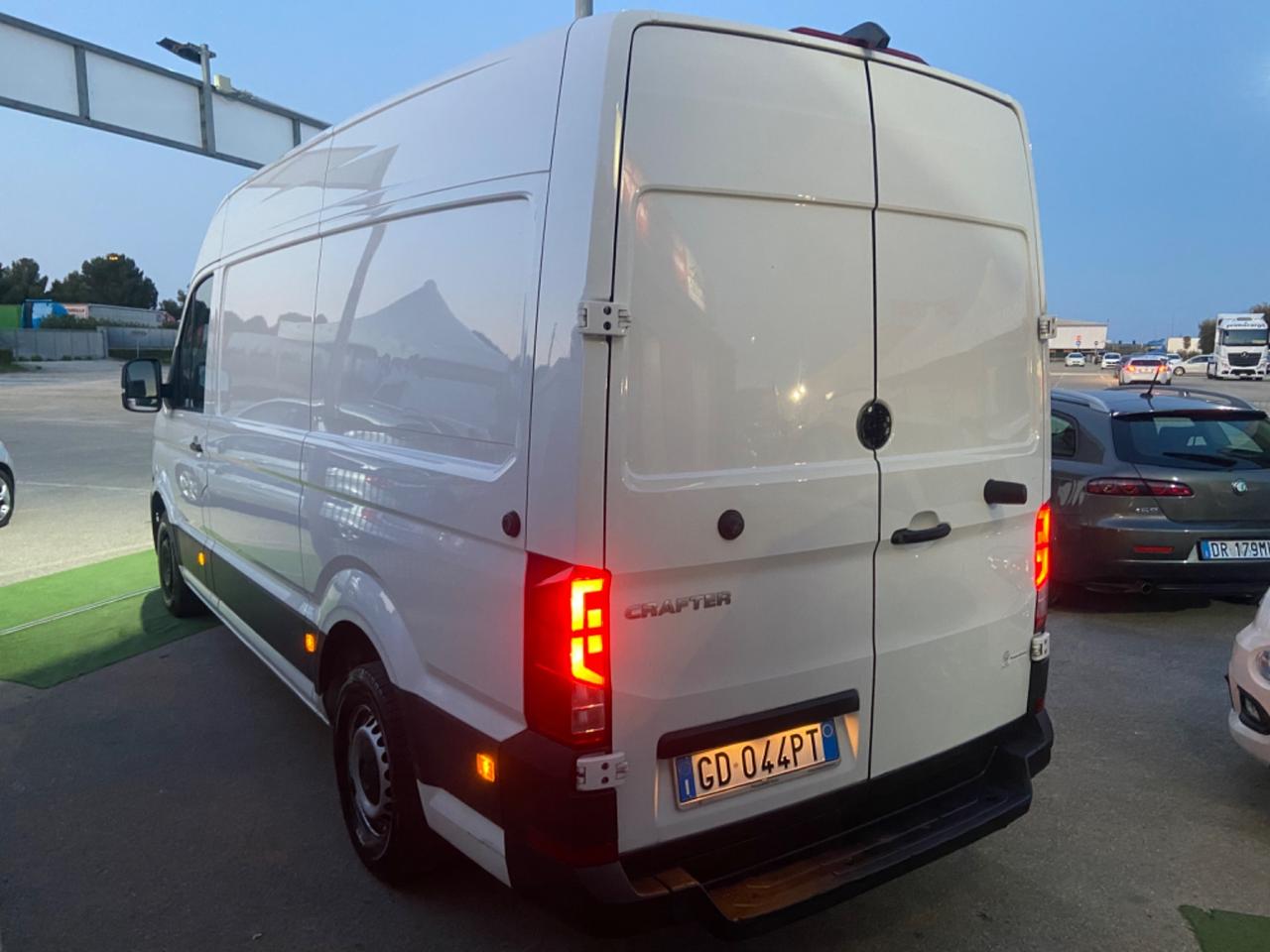 Volkswagen Crafter 35 Tetto alto passo lungo 2.0 2021