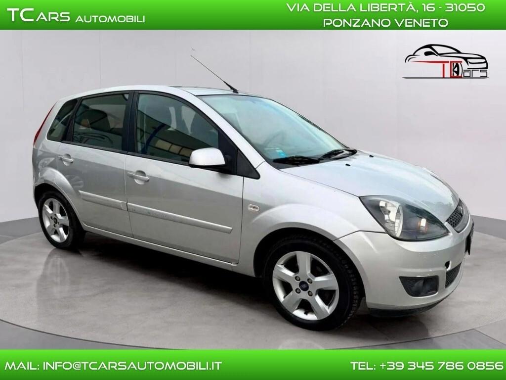 FORD FIESTA 1.2 BENZINA - APERTI TUTTO AGOSTO