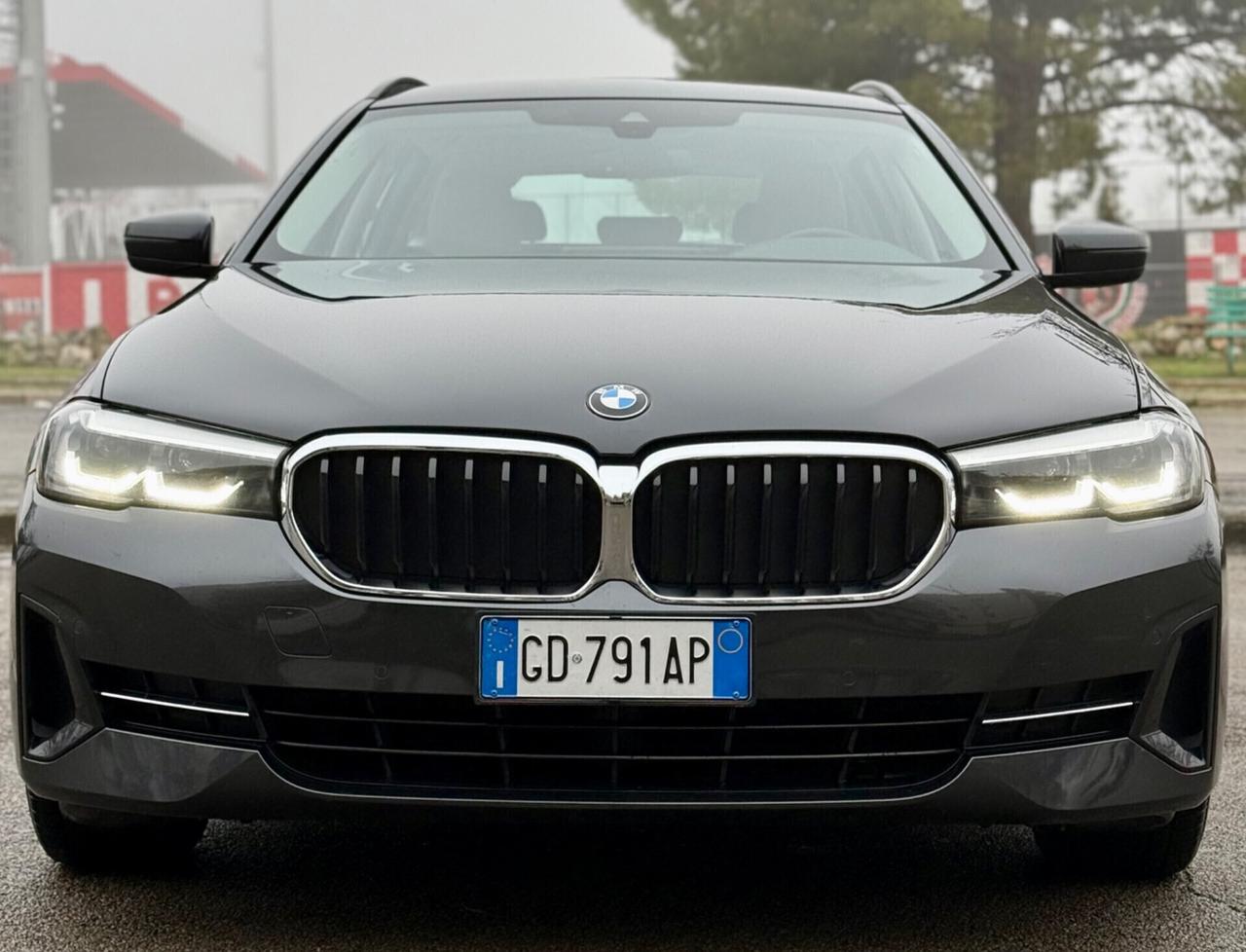 Bmw 530d xDrive 249CV touring MHEV Restyling