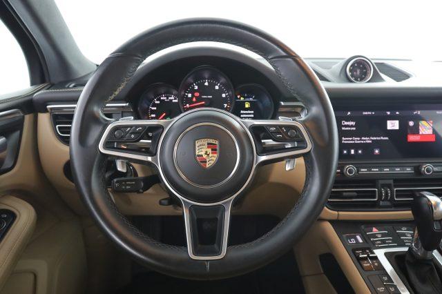 PORSCHE Macan Macan
