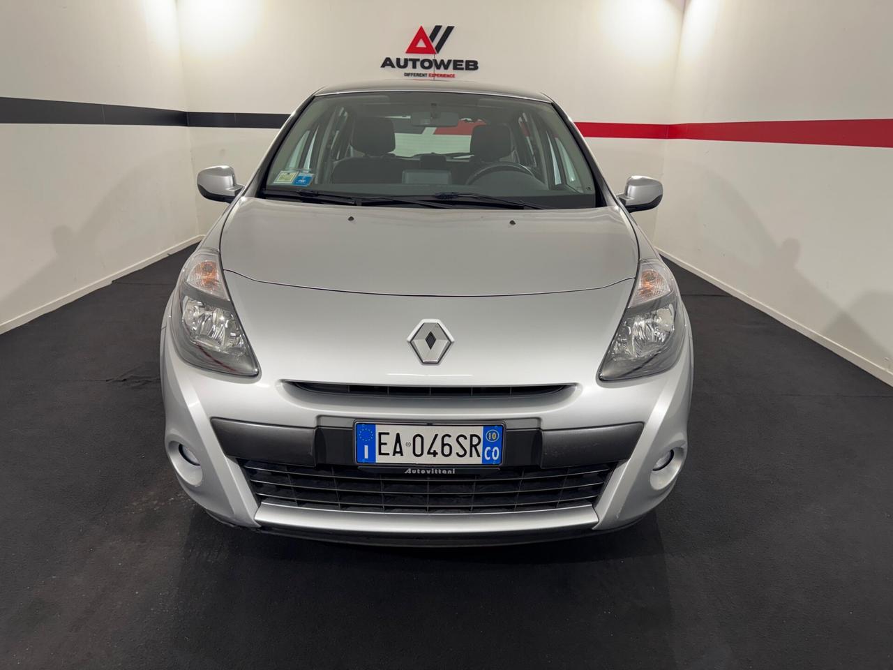Renault Clio 1.2 16V 5 porte Dynamique* SOLO 39000 KM*
