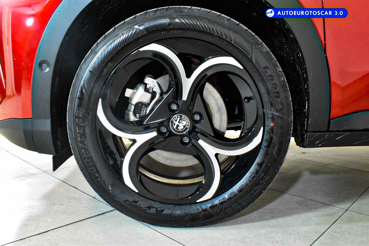 Alfa Romeo Junior 1.2 136 CV Hybrid eDCT6