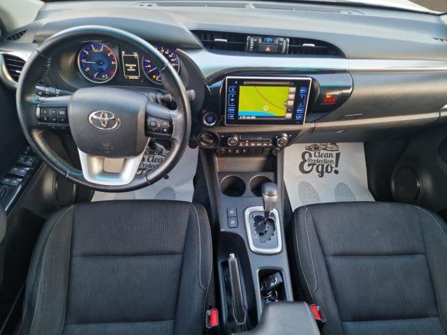 TOYOTA Hilux 2.4 D-4D A/T 4WD 4 porte Double Cab Executive