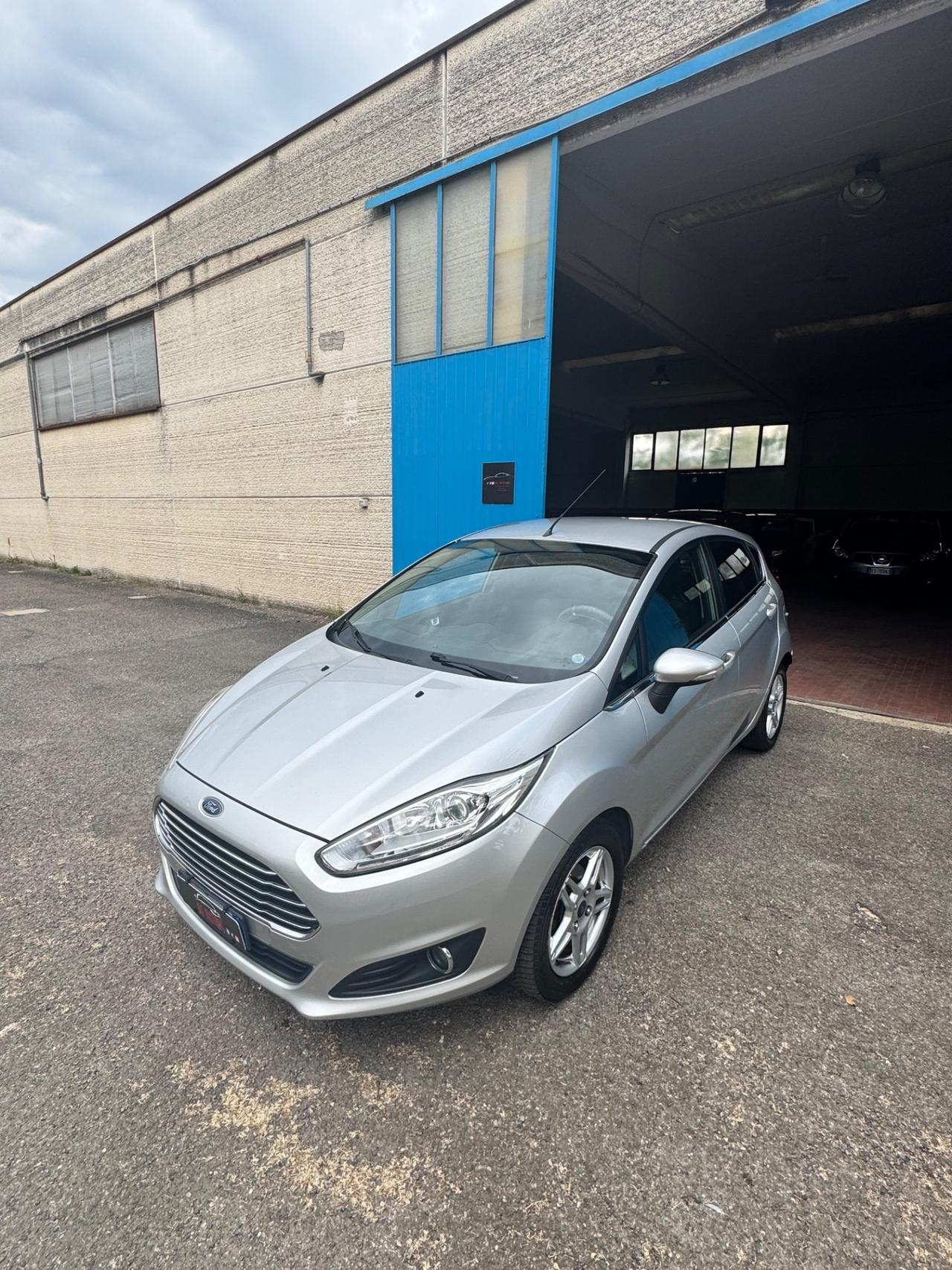 Ford Fiesta 1.5 TDCi 75CV 5 porte Titanium