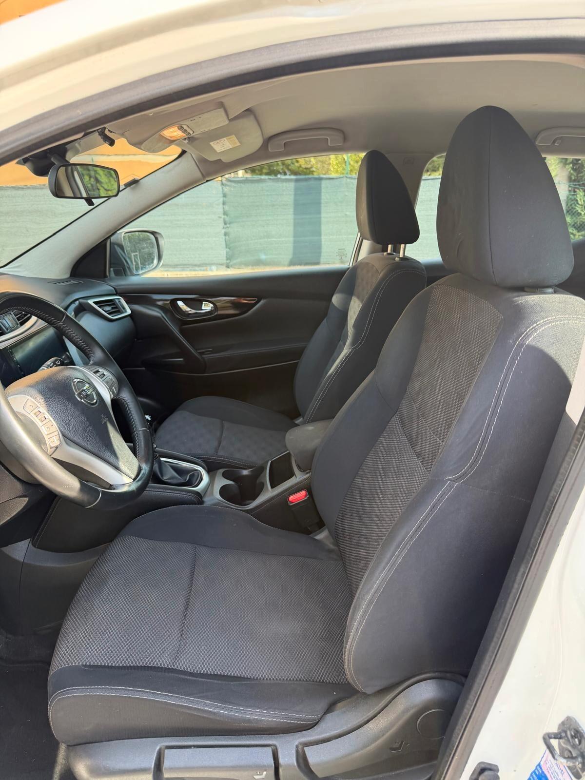 Nissan Qashqai 1.2 - NEOPATENTATI - 12 MESI DI GARANZIA -