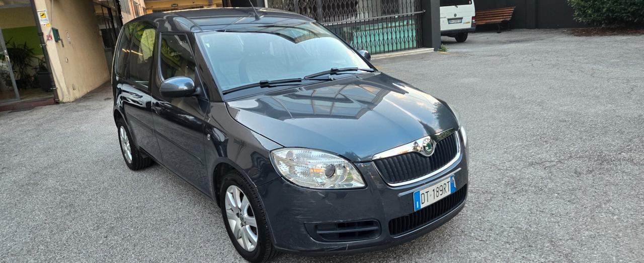 Skoda Roomster Benzina Neopatentati