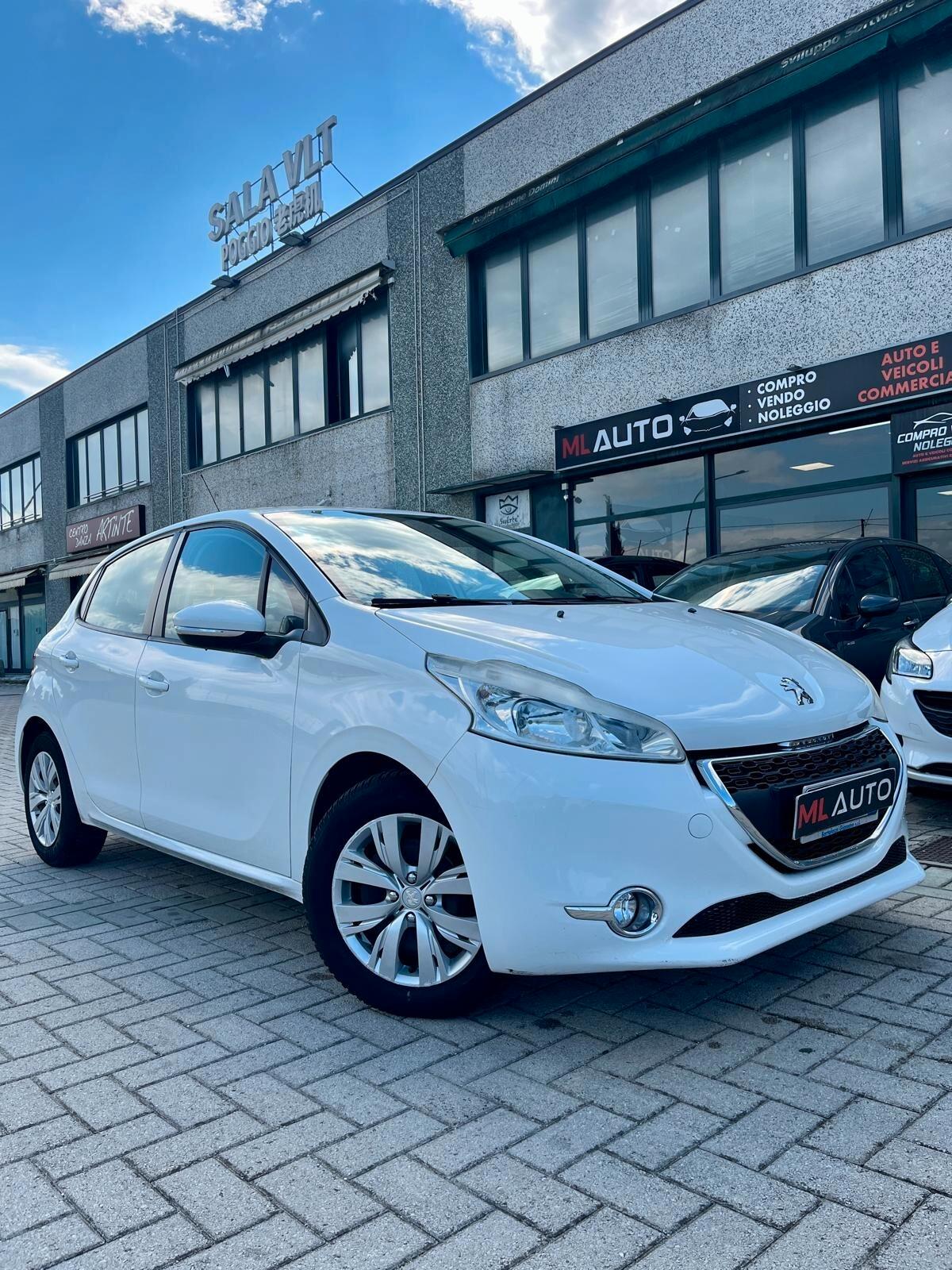 Peugeot 208 1.4 HDi 68 CV 5 porte OK NEOPATENTATO