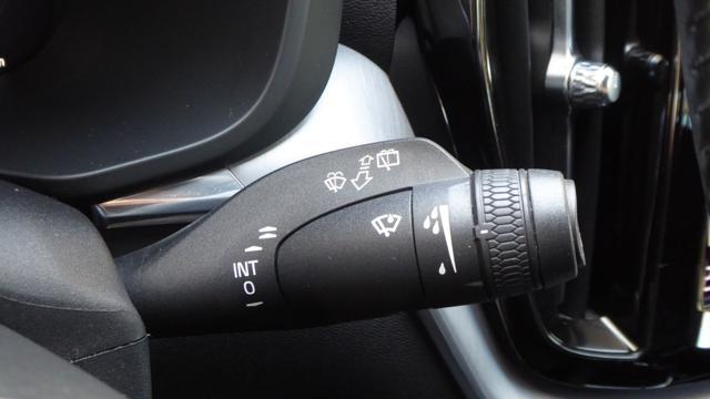 VOLVO XC60 B4 (d) AWD Geartronic Momentum