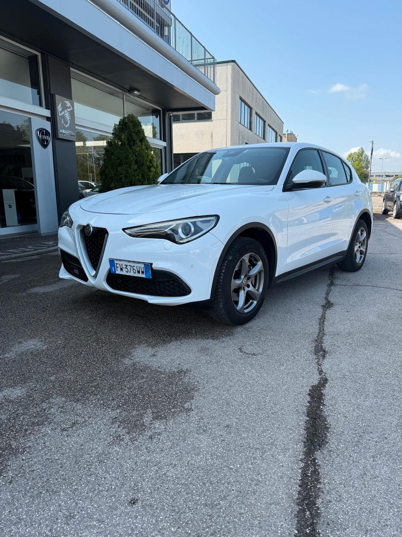 Alfa Romeo Stelvio 2.2 Turbodiesel 190 CV AT8 Q4 Executive