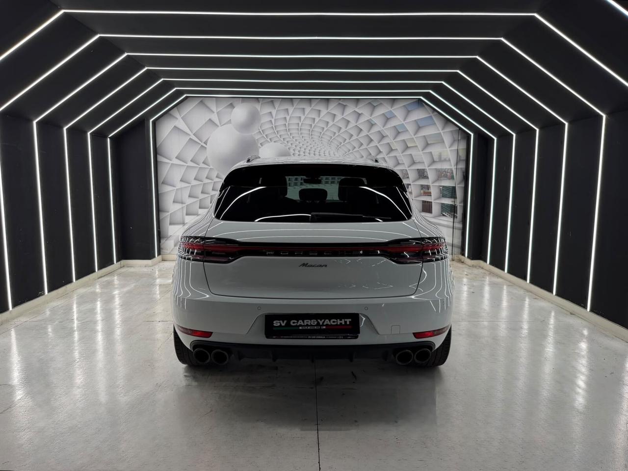 Porsche Macan 2.0 245CV PDK-IPER FULL-KM CERTIFICATI-12 MESI GARANZIA-GOMMATA NUOVA 4 STAGIONI-PERMUTE